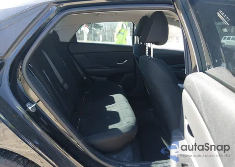 2021 Hyundai Elantra Sel z USA, uszkodzony, nr VIN 5NPLS4AG9MH037762